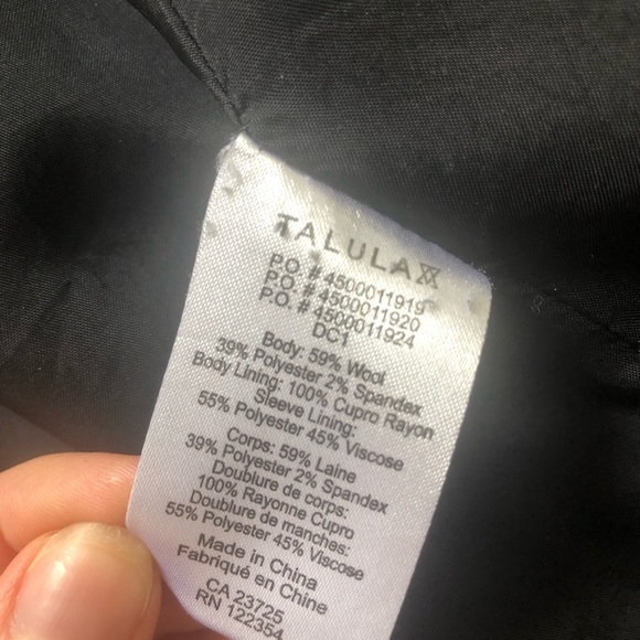 Aritzia Blazer - Picture 4 of 4